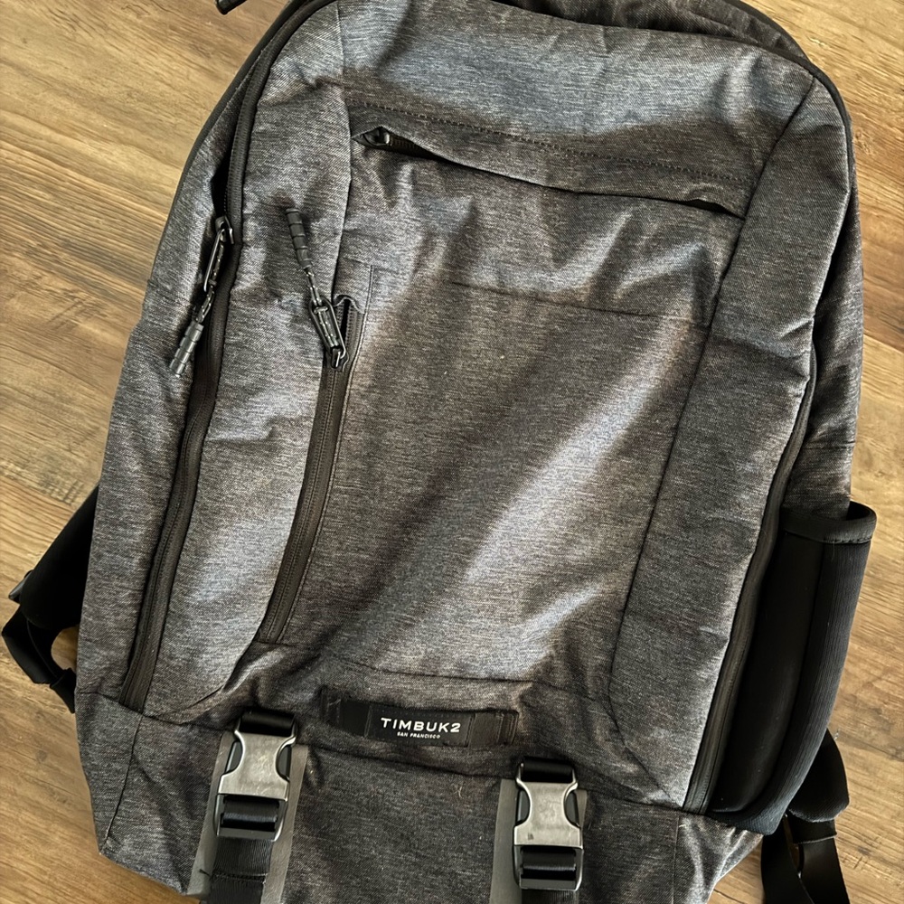 Timbuk2 “The Authority” Charcoal Black Men's Work/Laptop Backpack